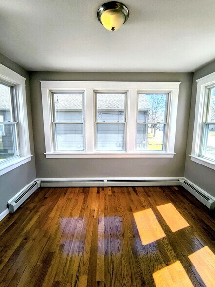 Building Photo - 41 Fordson Ave