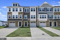 Building Photo - 10939 Drummond Pl