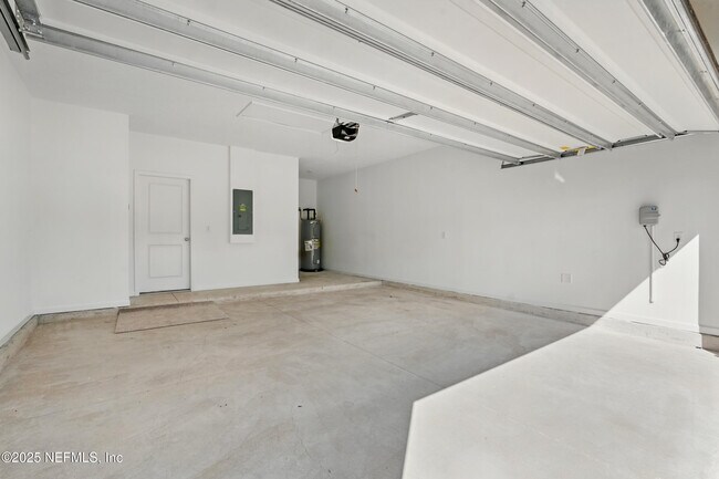 Building Photo - 9053 Whinny Wy