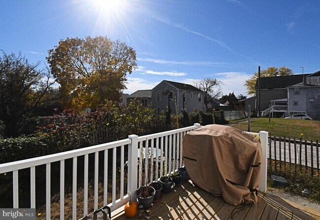 Building Photo - 2 High St