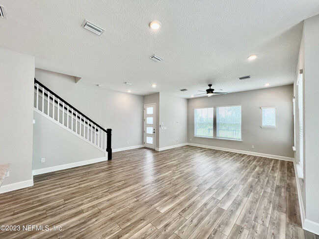 Building Photo - 7324 Beach Haven Pl