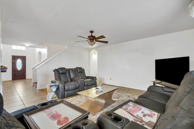 Building Photo - 14130 Magnus Ln