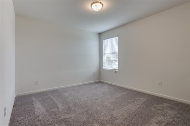 Building Photo - 10301 Castle Lyons Ln