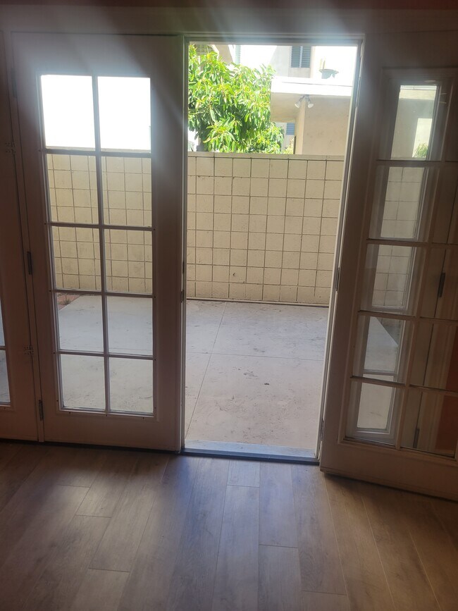 Building Photo - 5235 Corteen Pl