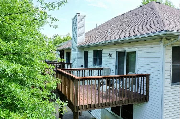 Building Photo - 4405 Fall River Dr
