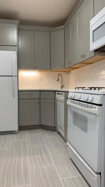 Building Photo - 200 Christopher Columbus Dr