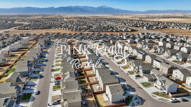 Building Photo - 10970 Rowley Dr