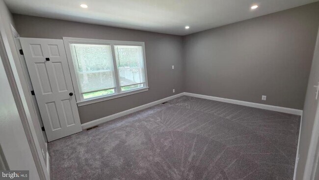 Building Photo - 224 Whitson's Run