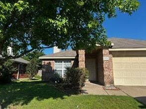Building Photo - 9701 Nixon Dr