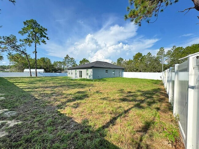 Building Photo - 14957 SW 63rd Ct