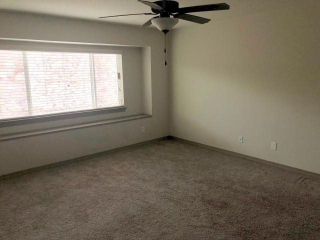 Building Photo - 11377 Cattle Ranch St