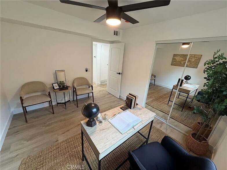 Building Photo - 755 Huston Dr