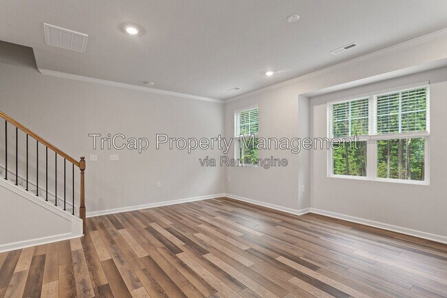 Building Photo - 1713 Chirping Trl