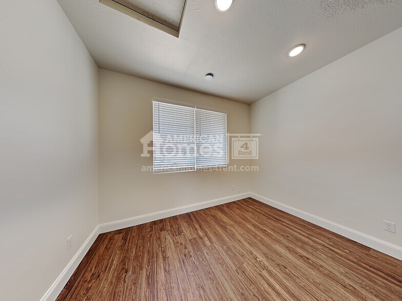 Building Photo - 2625 W 3290 S