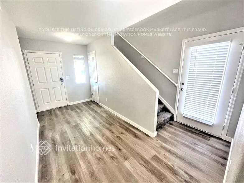 Building Photo - 4766 Andes St