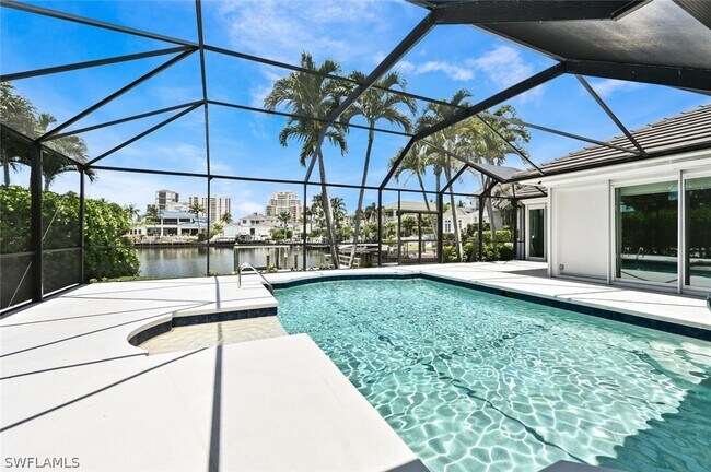 Building Photo - 4231 Crayton Rd