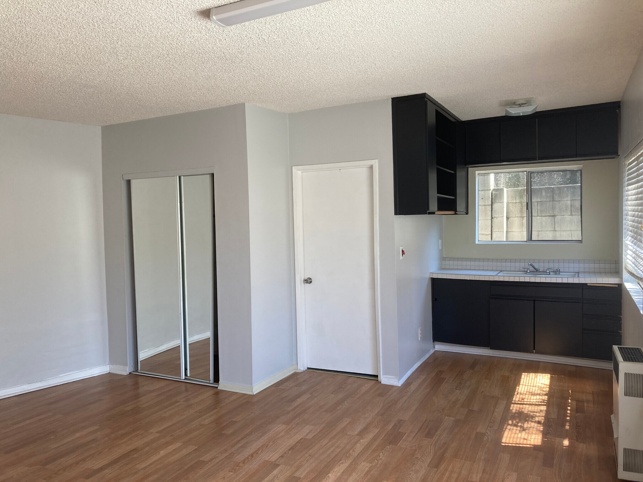 ADU - 1018 Tyler St