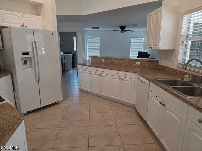 Building Photo - 5301 Banning St