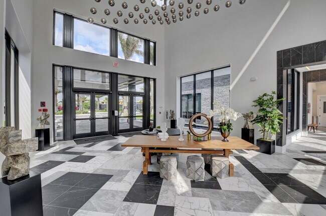 Building Photo - 17333 Rainstream Rd