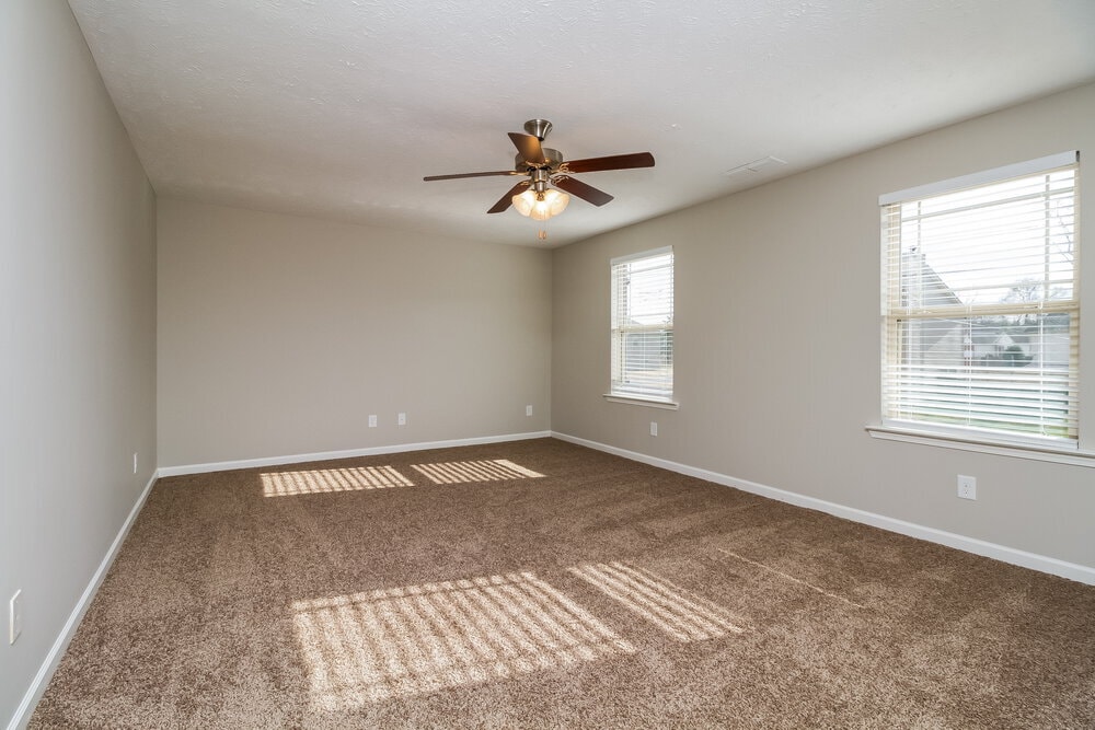 Building Photo - 6465 Paddington Way