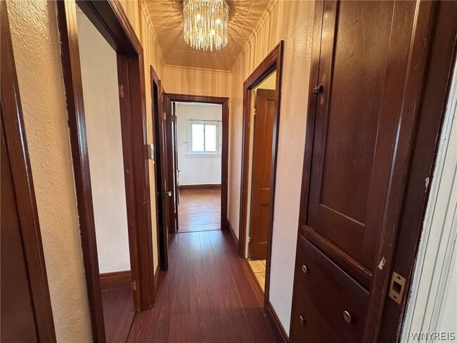 Building Photo - 102 Francis Ave