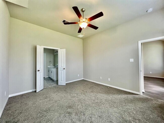 Building Photo - 8719 Arbor Trail Dr