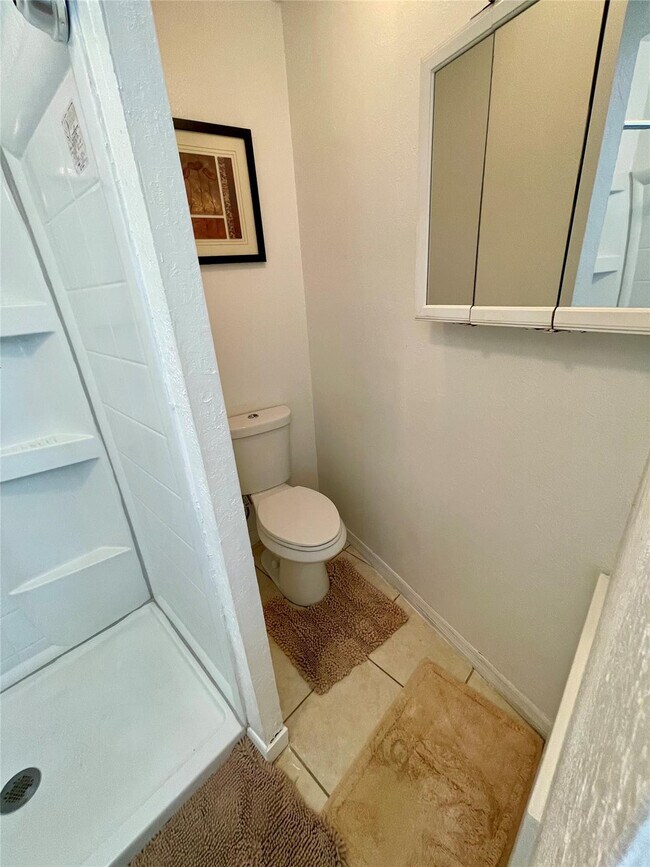 Building Photo - 2807 Polk St