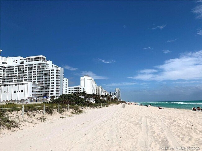 Building Photo - 5401 Collins Ave