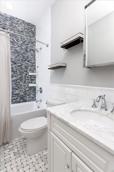 Building Photo - 87 Worcester St