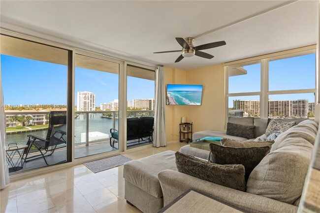 Building Photo - 3800 S Ocean Dr