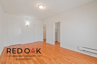 Building Photo - 3918 Beverly Blvd