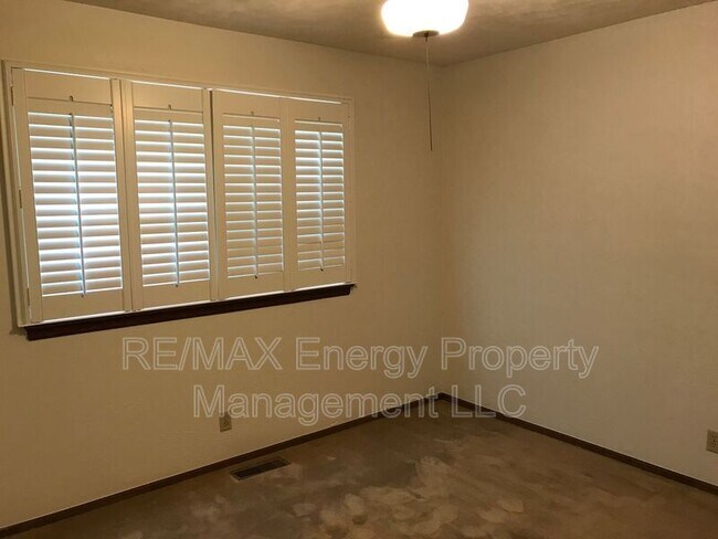 Building Photo - 4501 E Silver City Ridge