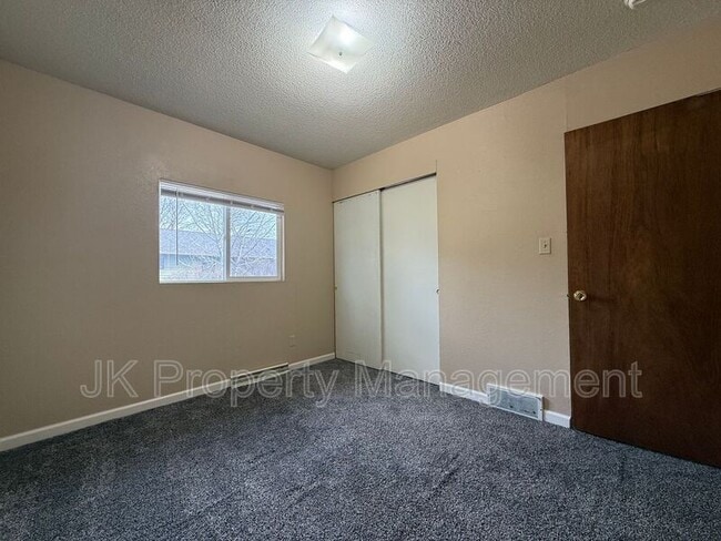 Building Photo - 3108 9th Ave N