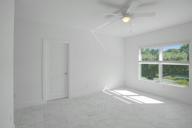 Building Photo - Gorgeous Brand New 3 Bedroom 2 Bath (2-story) Townhouse in Deerfield Beach