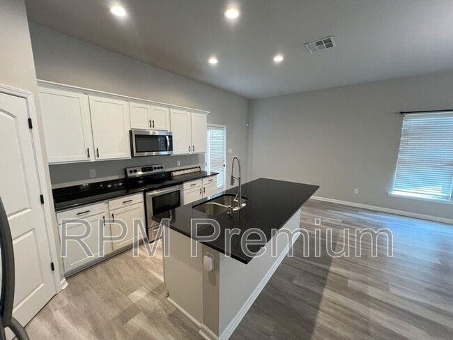 Building Photo - 11146 Coral Delight Ave