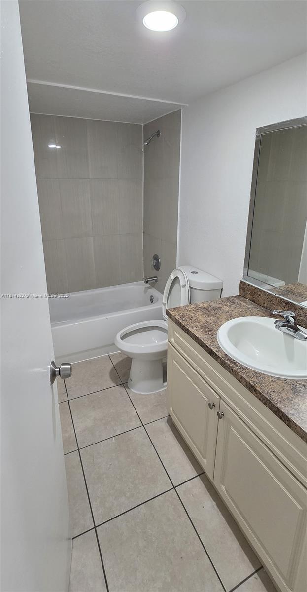 Building Photo - 10820 SW 200th Dr