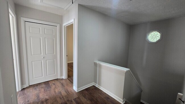 Building Photo - 123 Moss Creek Dr