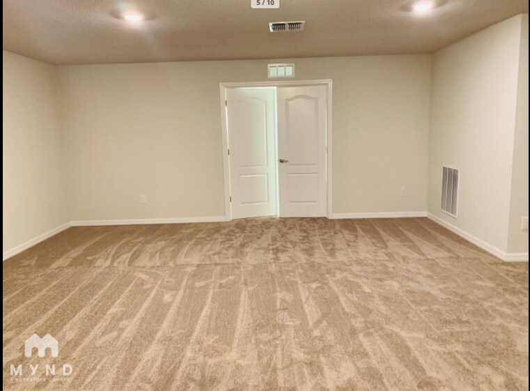 Building Photo - 10738 Green Harvest Dr.