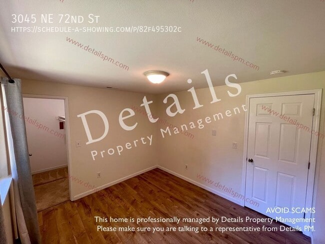 Building Photo - 3045 NE 72nd St