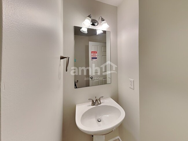 Building Photo - 1461 Timber Ridge Cir