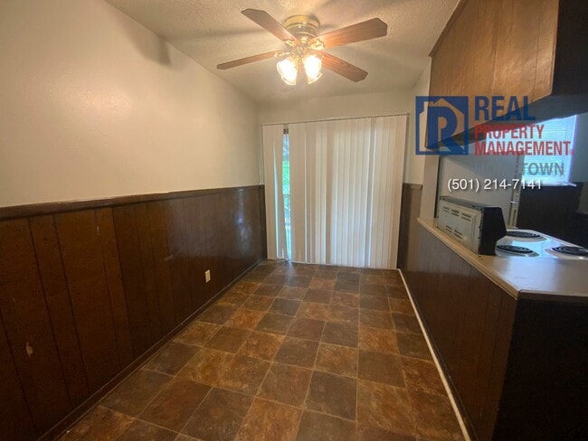 Building Photo - 8905 Morris Manor Dr