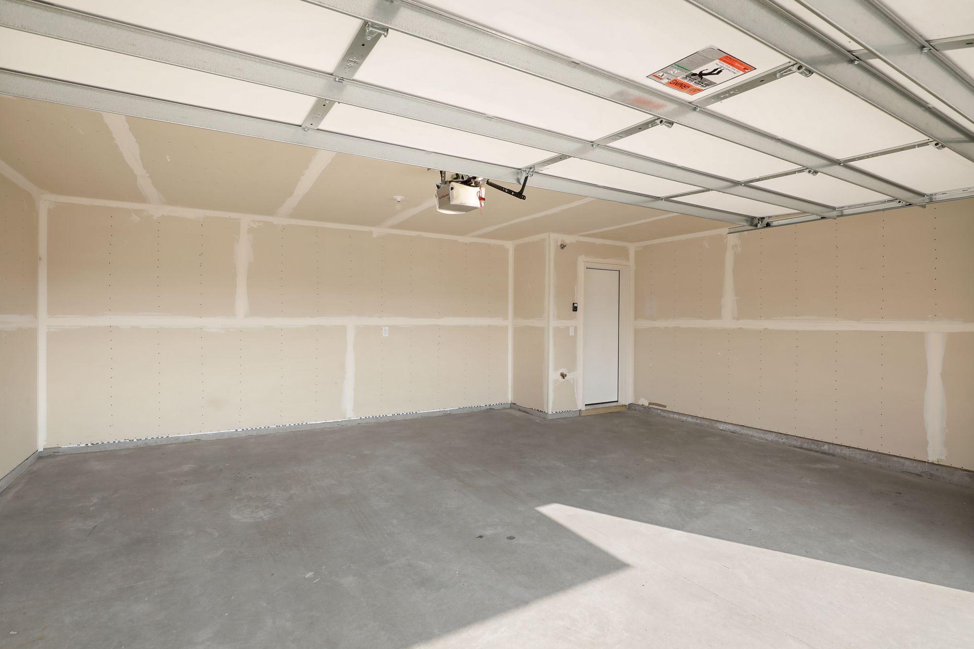 Building Photo - 6532 Joliet Ave S