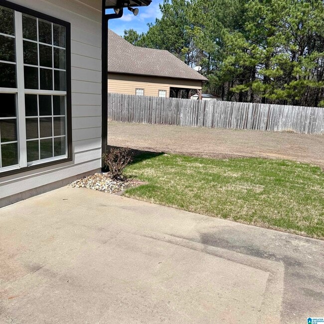 Building Photo - 384 Savannah Cir