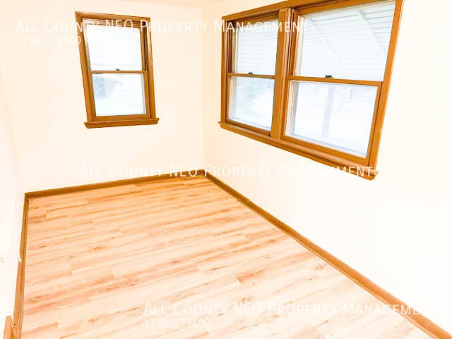 Building Photo - 723 E 156th St