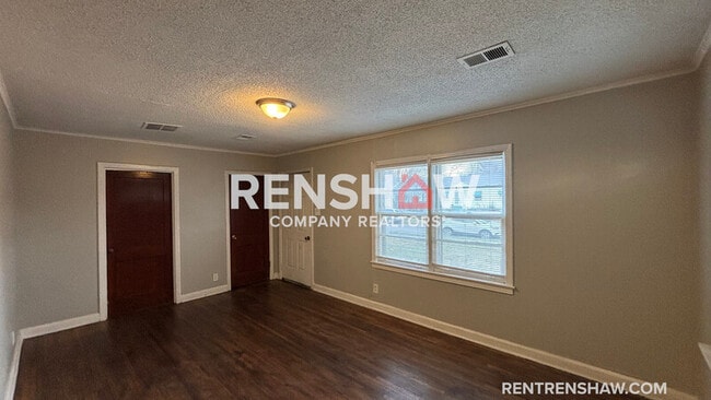 Building Photo - 1599 Hope St