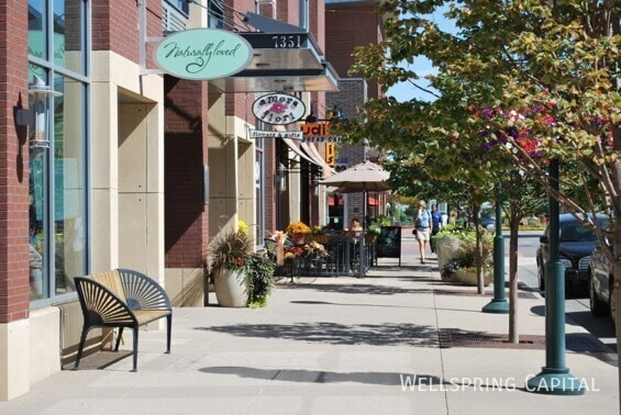 Building Photo - 2690 Pontiac St