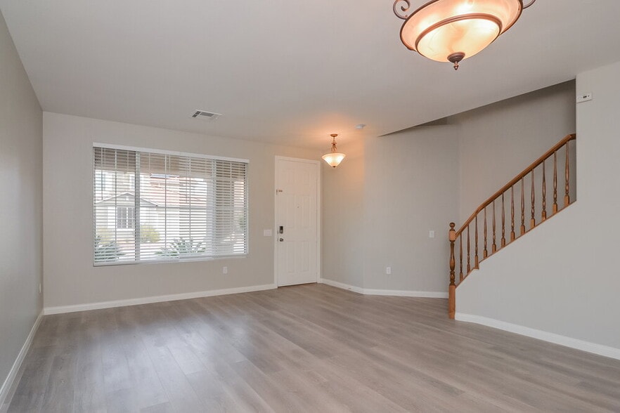 Building Photo - 643 Prosser Creek Pl