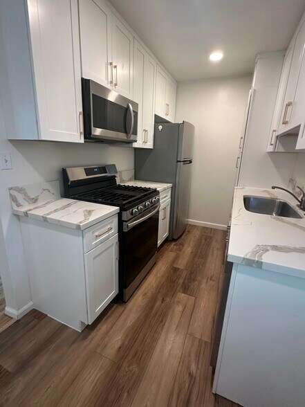 Building Photo - 1336 Berkeley St