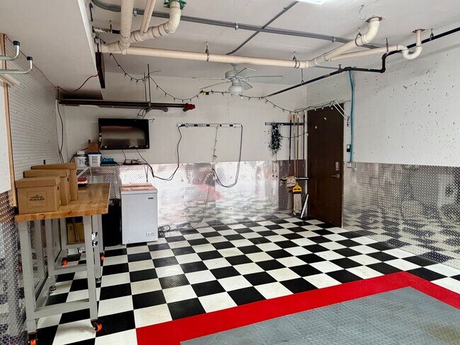 Building Photo - 12965 Positano Cir