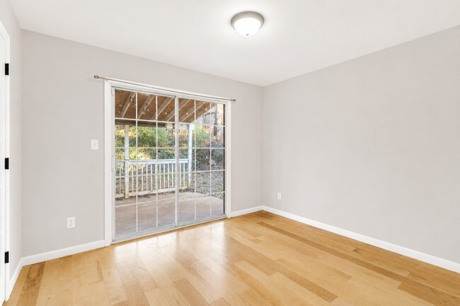Building Photo - 1264 Watercrest Cir